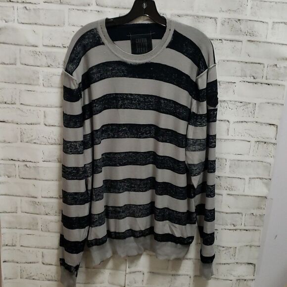 Calvin Klein sweater  - Picture 1 of 4